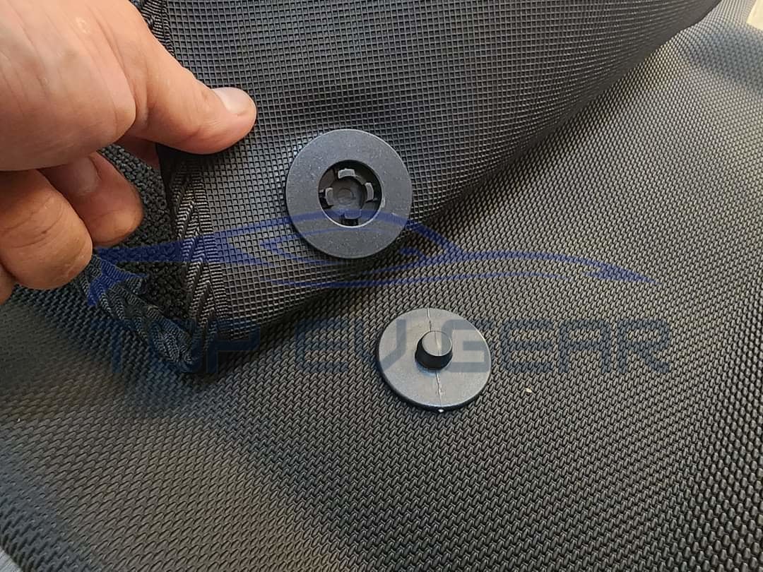 Floor mats for Xpeng G6 - RHD