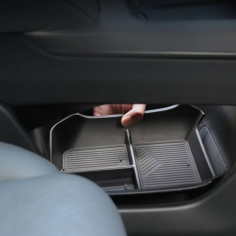 Zeekr 7X Console Trays – Armrest, Cup Holder, Charging Pad & Storage Organizers