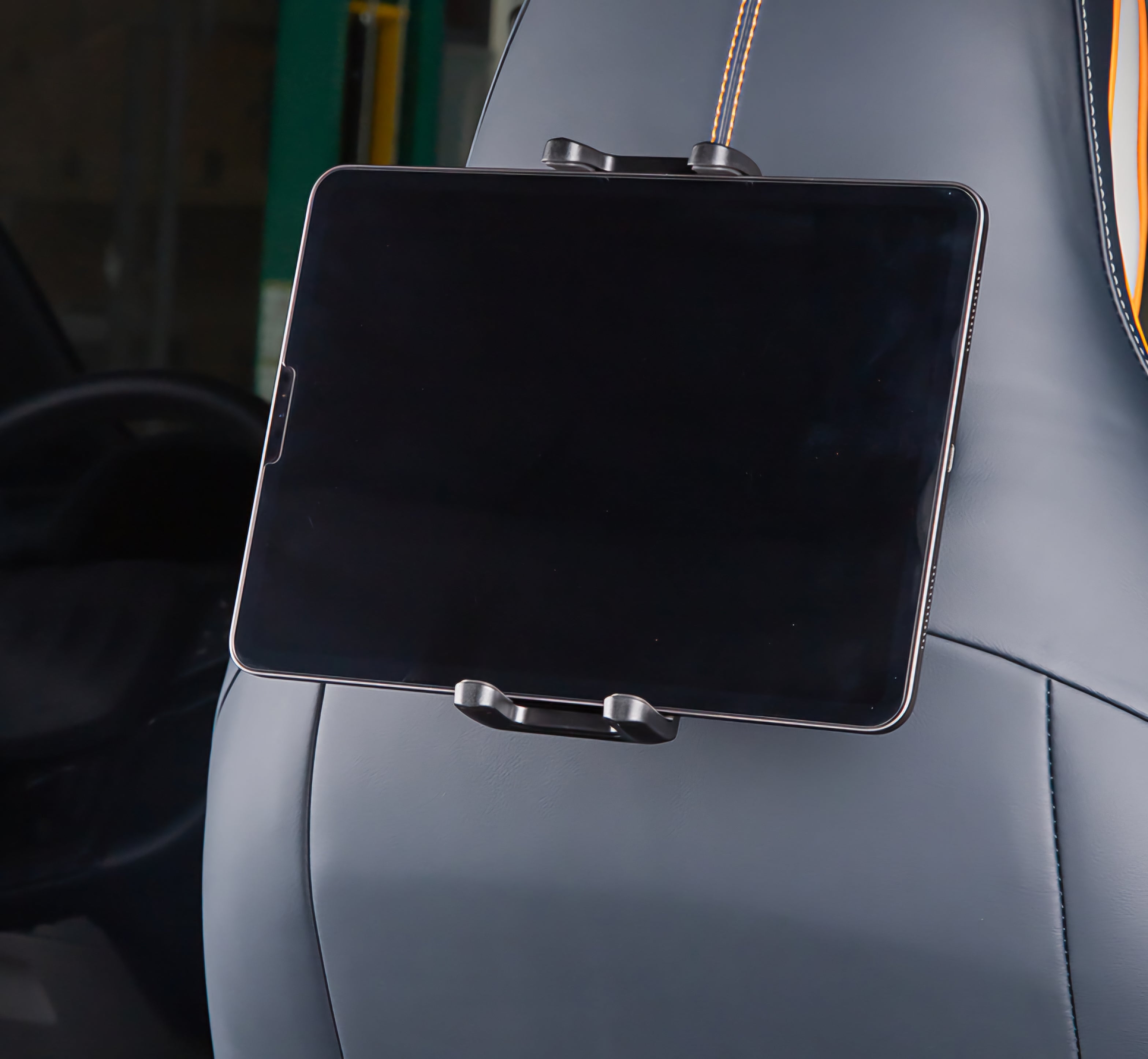 BYD Rear Seat iPad & Phone Holder