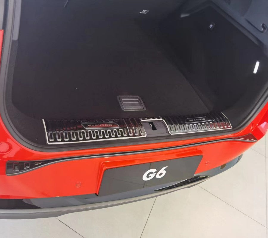 Xpeng G6 Trunk Sill Protector – Titanium Black
