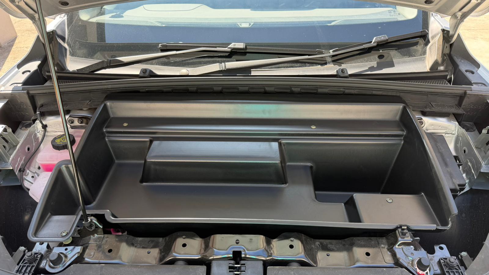 MG S5 EV Frunk Maximum Storage